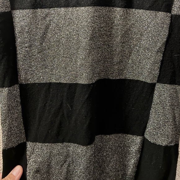 BeBe Striped Black And Grey Metallic Long Sleeve Bodycon Sweater Dress - Picture 6 of 10